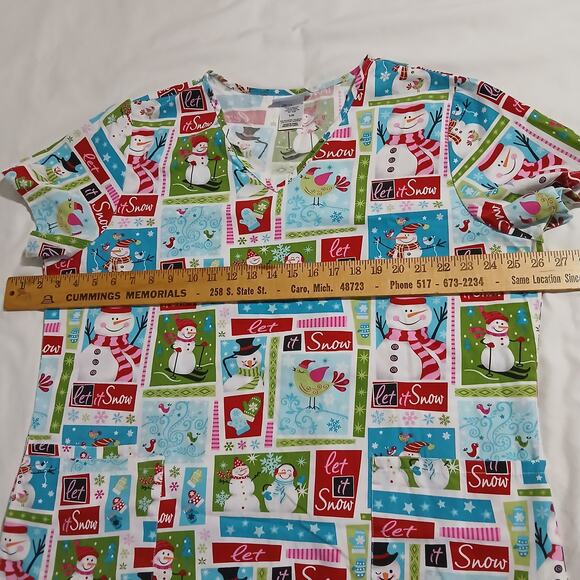 SB Scrubs Large SNOWMEN Scrub Top Poly/Cotton Blend Christmas Holiday Season - Picture 6 of 10